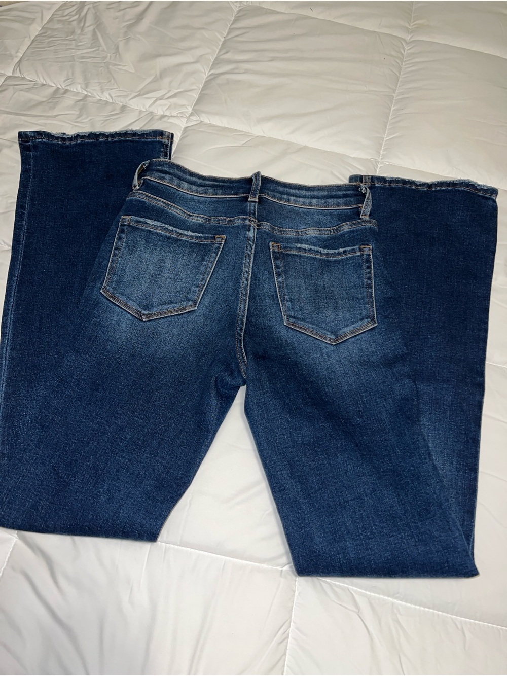 Zenana Jeans Size 27 Inseam 34” Rise 9.5” Ankle 9.5”